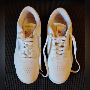 Reebok Classic Ortho Athletic White Sneakers Shoelaces  Women's 9 Wide D